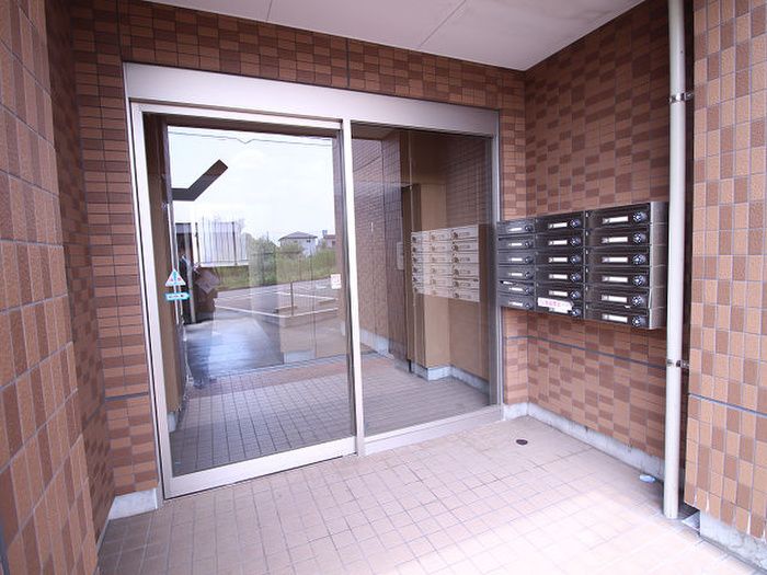 1K Apartment for Rent in Kokurakita-ku, Kitakyushu - Thumbnail 3