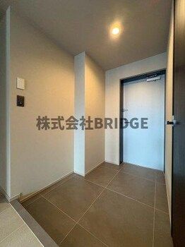 New 1LDK Apartment for Rent in Chuo Ward, Osaka - Thumbnail 2