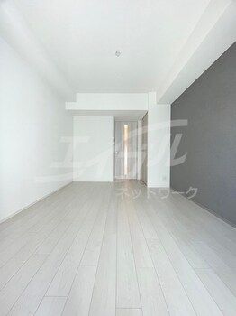 1K Apartment for Rent in Joto-ku, Osaka - 25m² - Newly Built - Thumbnail 2