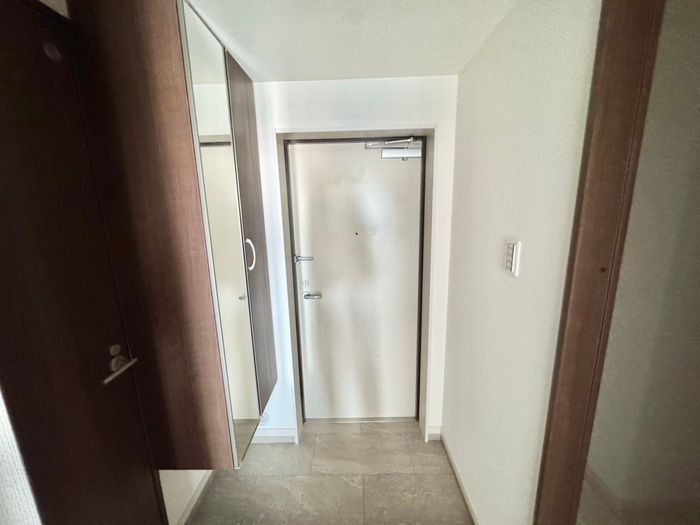 New 1LDK+S Apartment for Rent in Yahatanishi Ward, Kitakyushu - Thumbnail 3