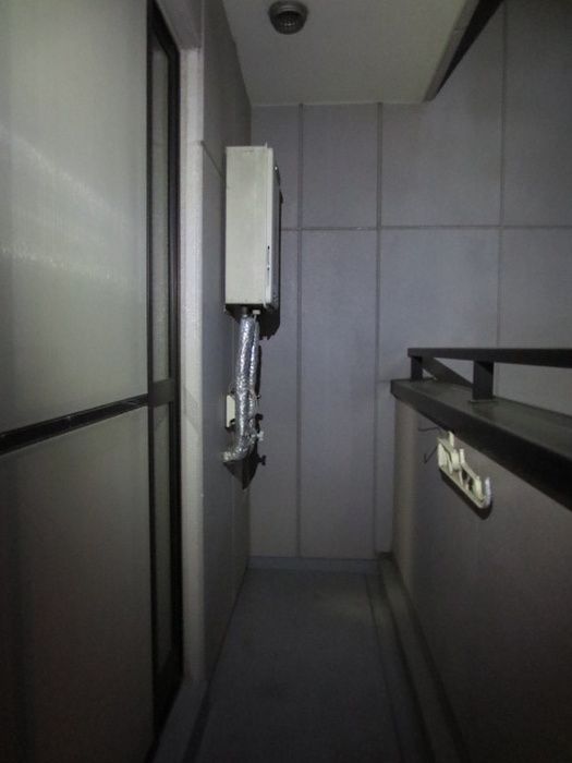 1K Apartment in Fukuoka's Mado District Near Yoshizuka Station - Thumbnail 3