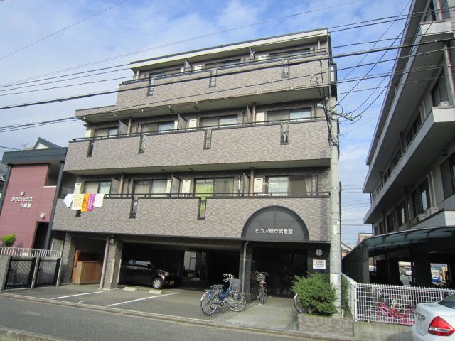 1K Apartment in Fukuoka's Mado District Near Yoshizuka Station - Thumbnail 2