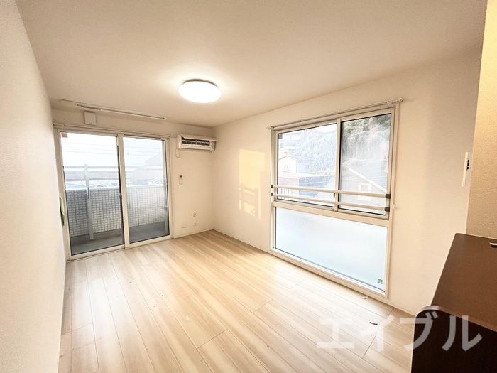 1LDK Apartment for Rent in Suwa, Yahatahigashi-ku, Kitakyushu - Thumbnail 4