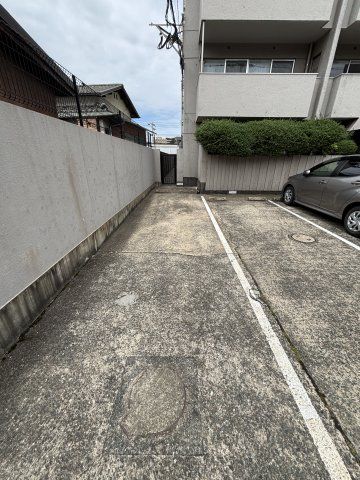 1LDK Apartment in Chuo Ward, Fukuoka City - Thumbnail 3