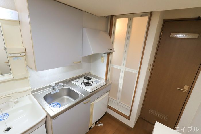 1R Apartment for Rent in Hakata-ku, Fukuoka - 17m² - Thumbnail 4