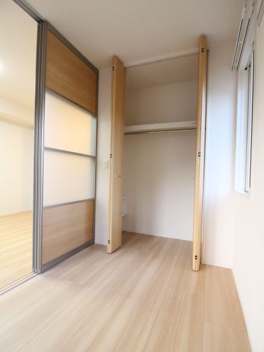 2LDK Apartment for Rent in Yahatahigashi-ku, Kitakyushu - Thumbnail 4