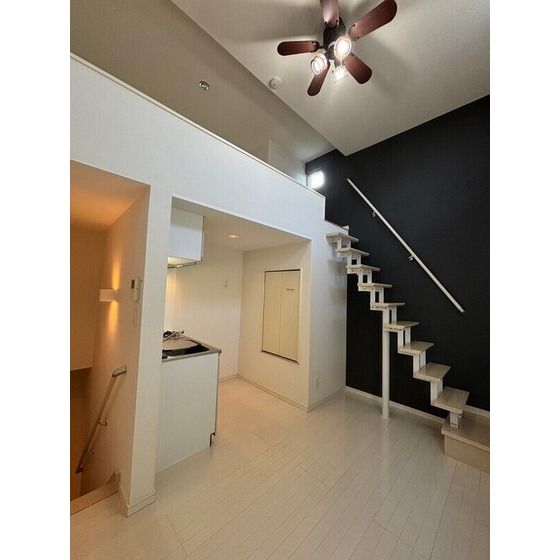 1SK Apartment for Rent in Chuo Ward, Fukuoka City - Thumbnail 3