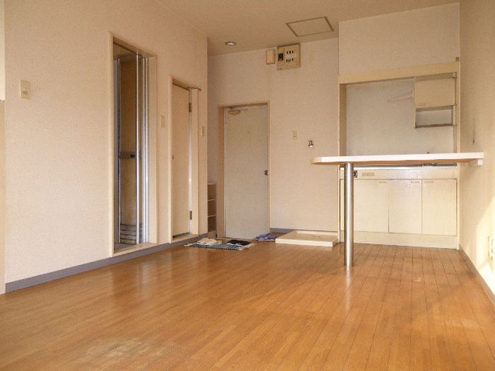 1R Apartment for Rent in Kitakyushu, Fukuoka - Thumbnail 3