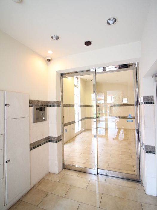 2K Apartment for Rent in Chuo Ward, Fukuoka City - Thumbnail 4