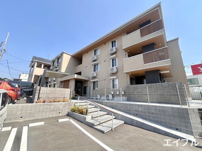 2LDK Apartment for Rent Near Chayama Station, Fukuoka - Thumbnail 2