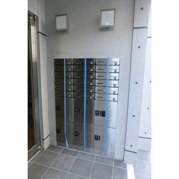 1K Apartment for Rent in Bunkyo, Tokyo - 23m² - Thumbnail 3