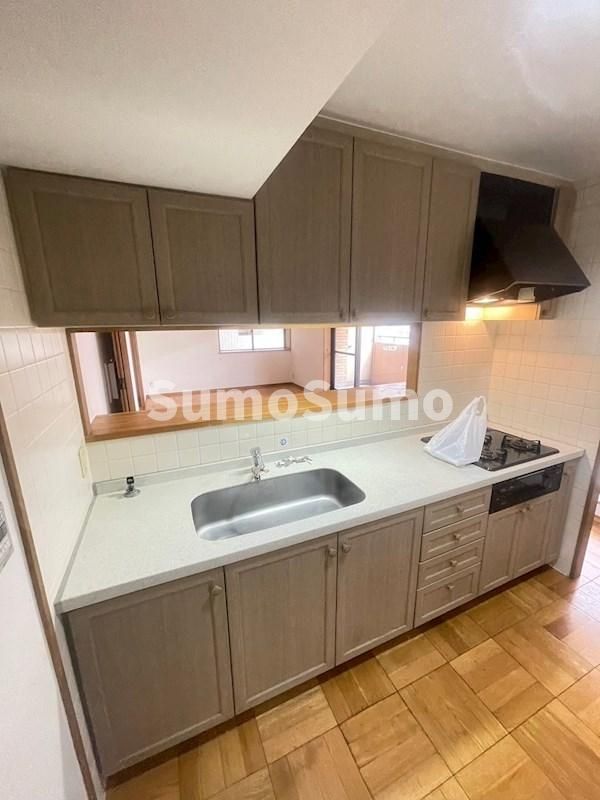 3LDK Apartment for Rent in Yakuin, Chuo-ku, Fukuoka - 89.47m² - Thumbnail 4