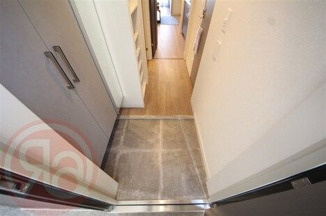 1LDK Apartment for Rent in Nishi-ku, Osaka – 32.59 sqm - Thumbnail 2