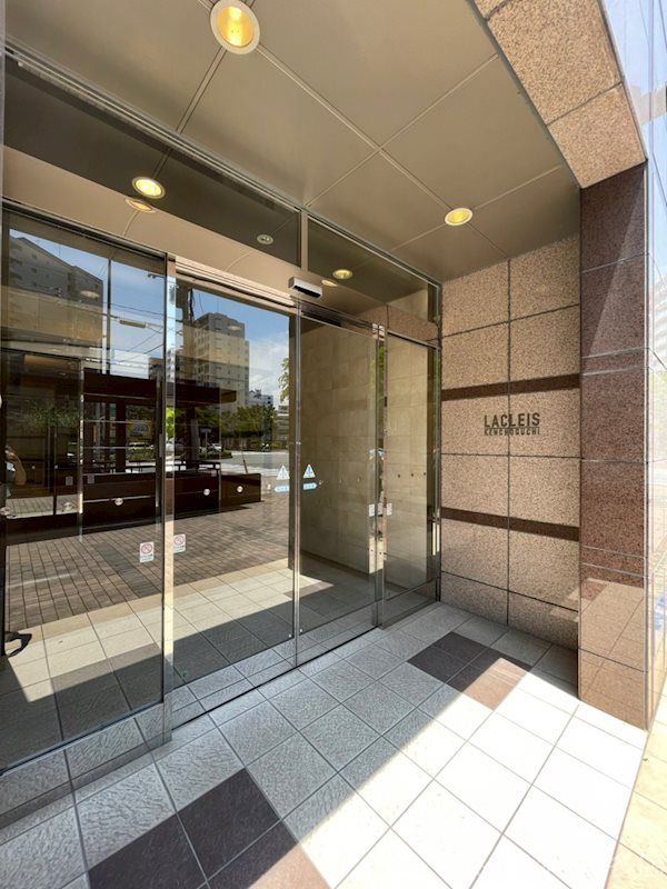 1LDK Apartment for Rent in Hakata-ku, Fukuoka City - Thumbnail 3