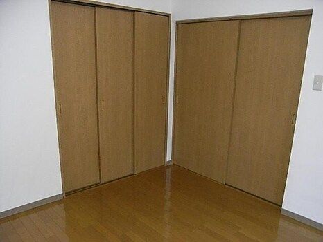 1LDK Apartment for Rent in Yoyogi, Shibuya-ku, Tokyo - Thumbnail 3