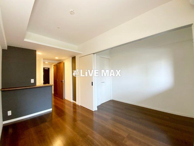 1LDK Apartment for Rent in Higashi-ku, Fukuoka - Thumbnail 4