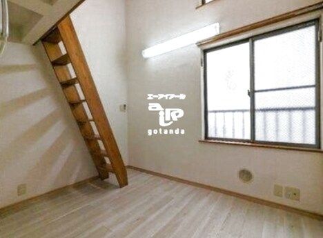 1R Apartment for Rent in Higashi-Oi, Shinagawa - 14.26m² - Thumbnail 3
