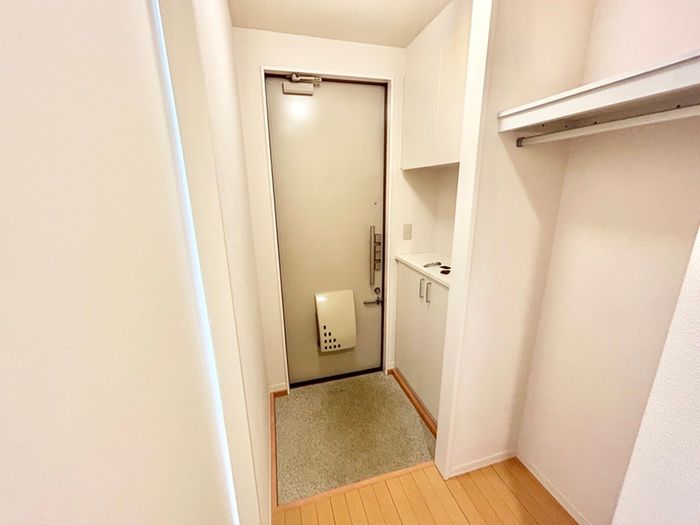 2LDK Apartment for Rent in Wakamatsu-ku, Kitakyushu, Fukuoka - Thumbnail 3