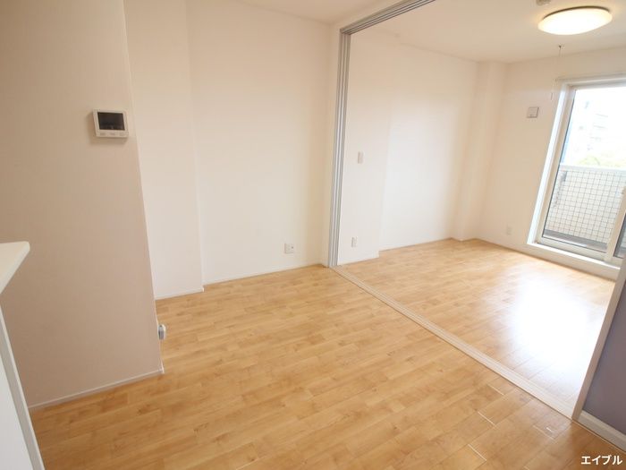 1LDK Apartment for Rent in Chuo-ku, Fukuoka City - Thumbnail 4