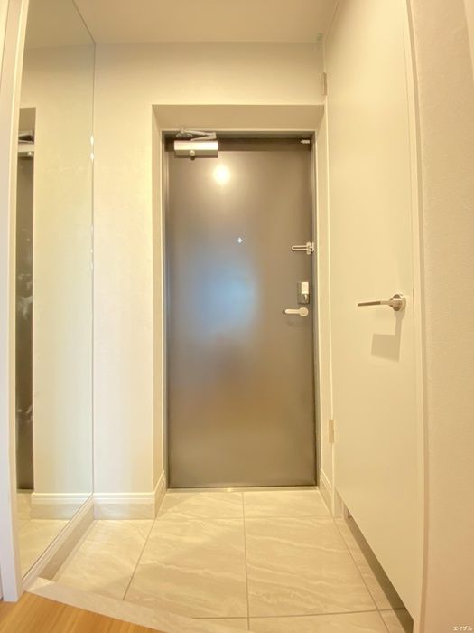 Modern 1LDK Apartment for Rent in Kashii, Fukuoka - Thumbnail 3