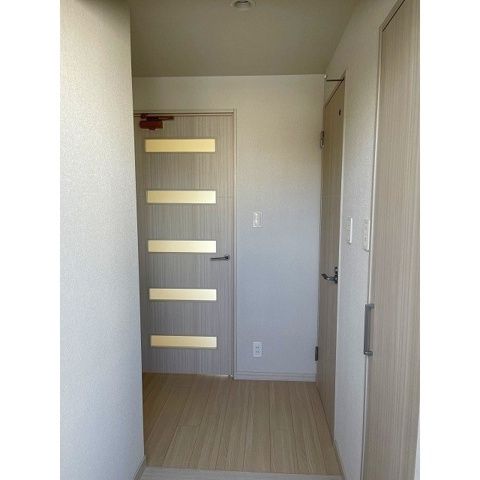 1LDK Apartment for Rent near Hakata Station, Fukuoka - Thumbnail 3