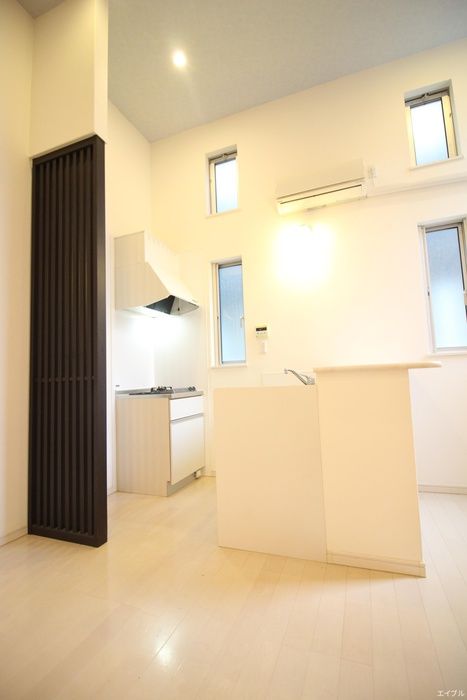 1LDK Apartment for Rent in Higashi-ku, Fukuoka - Thumbnail 2