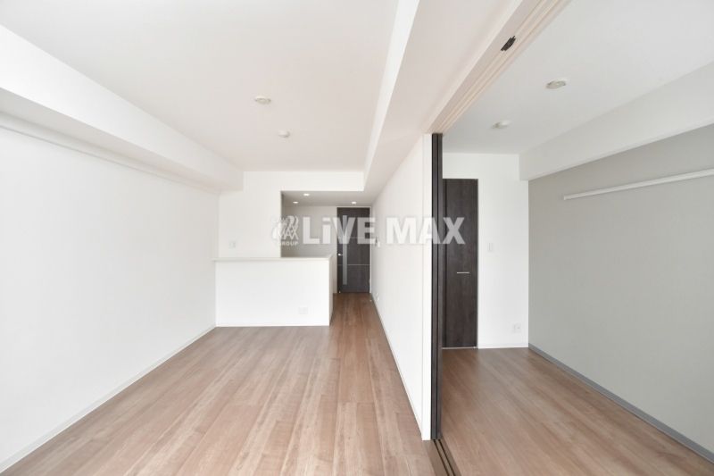 1LDK Apartment for Rent in Hakata-ku, Fukuoka City - Thumbnail 3