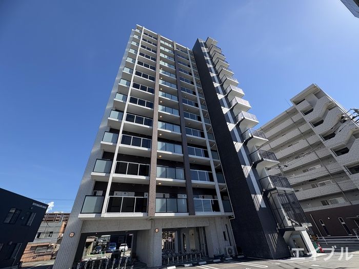 Modern 1DK Apartment in Hakata-ku, Fukuoka - Thumbnail 2