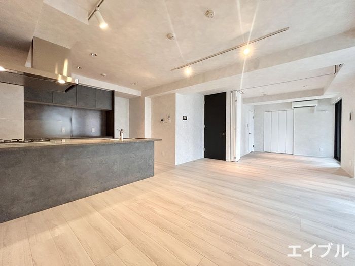 New 2LDK Apartment in Fukuoka Chuo Ward near Tojinmachi Station - Thumbnail 2