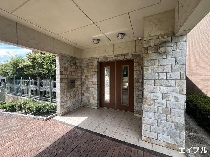 3LDK Apartment for Rent in Hakata-ku, Fukuoka City - Thumbnail 2