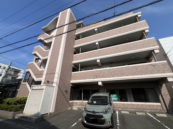 2DK+S Apartment for Rent in Kokurakita-ku, Kitakyushu - Thumbnail 2