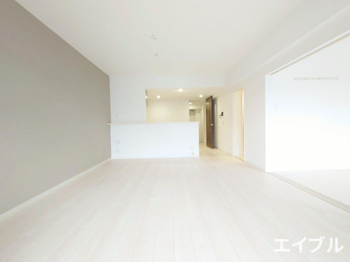 2LDK Apartment for Rent in Hakata Ward, Fukuoka - Thumbnail 3