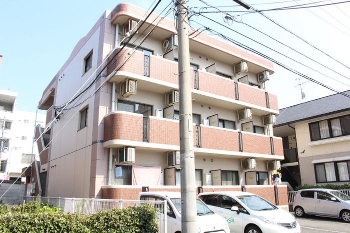 1K Apartment for Rent in Kokura Minami-ku, Kitakyushu - Thumbnail 2
