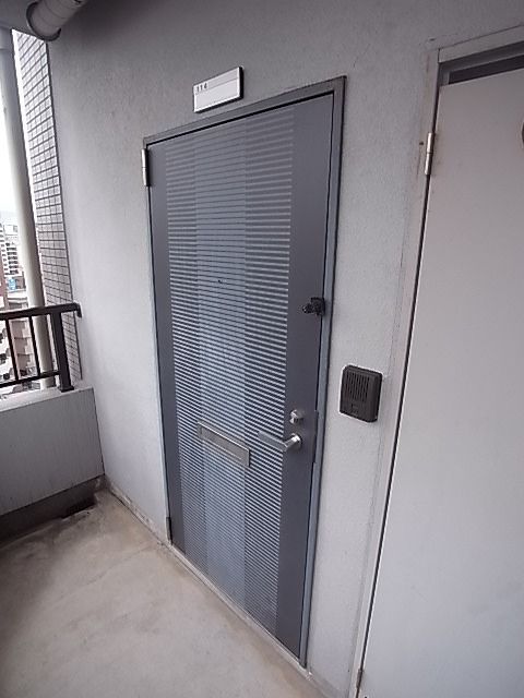 1K Apartment for Rent in Hakata-ku, Fukuoka City - Thumbnail 2