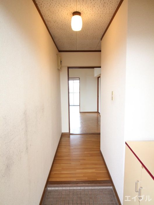 4DK Apartment for Rent in Kokura Minami-ku, Kitakyushu - Thumbnail 3