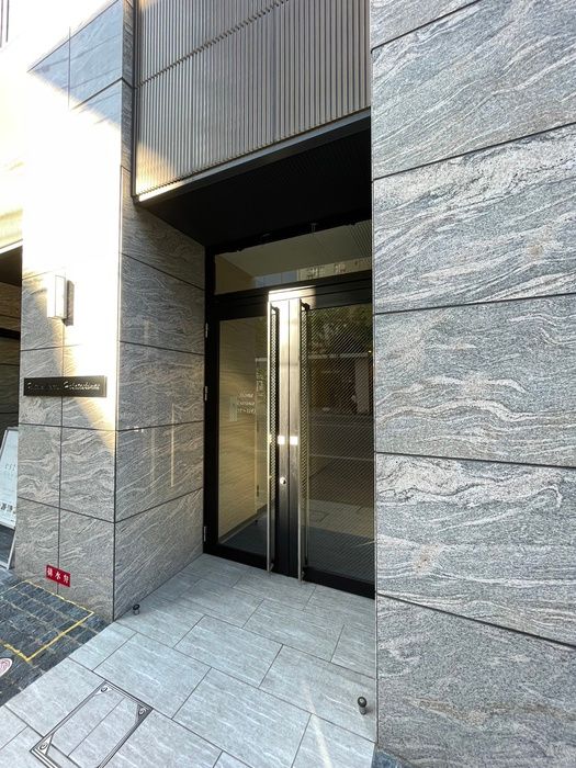2LDK Apartment for Rent in Hakata Ekimae, Fukuoka City - Thumbnail 2