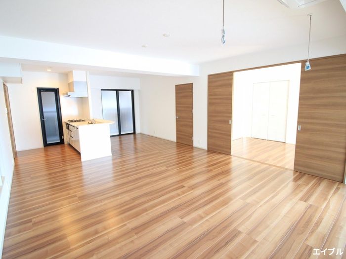 2LDK Apartment for Rent in Hakata Ekimae, Fukuoka City - Thumbnail 3
