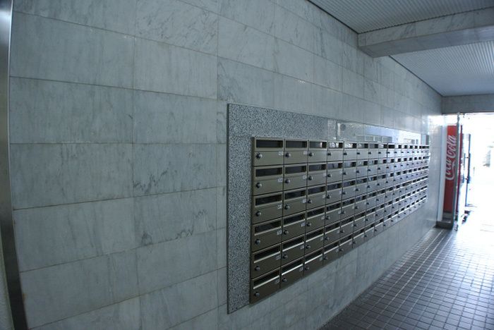 2DK Apartment for Rent in Kokuraminami-ku, Kitakyushu - Thumbnail 3