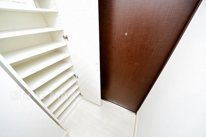 1LDK Apartment for Rent in Hakata Ward, Fukuoka - Thumbnail 4