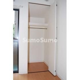 1K Apartment for Rent near Takeshita Station, Hakata-ku - Thumbnail 4