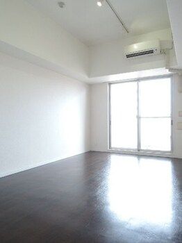 1R Apartment for Rent in Asahi Ward, Osaka near Taishibashi-Imade Station - Thumbnail 4