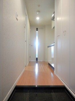 1K Apartment for Rent in Hakata Ward, Fukuoka - 24.89m² - Thumbnail 4