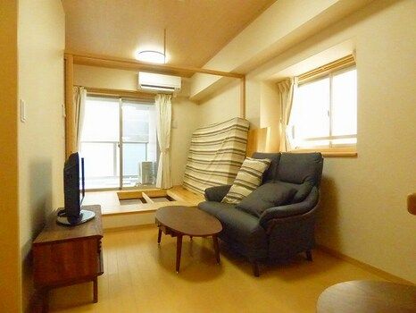 1LDK Apartment for Rent in Chuo-ku, Fukuoka City - Thumbnail 3