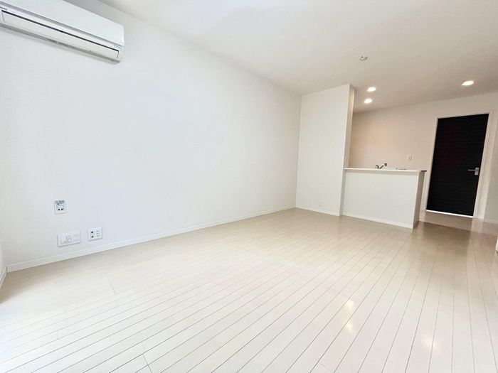 2LDK Apartment for Rent in Yahatanishi Ward, Kitakyushu - Thumbnail 4
