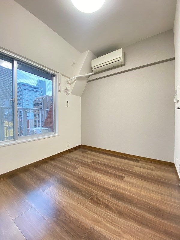 1K Apartment for Rent in Nishi-jin, Fukuoka City - Thumbnail 4