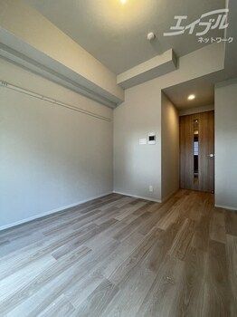 1K Apartment for Rent in Fukushima, Osaka - 22.51 sqm - Thumbnail 3