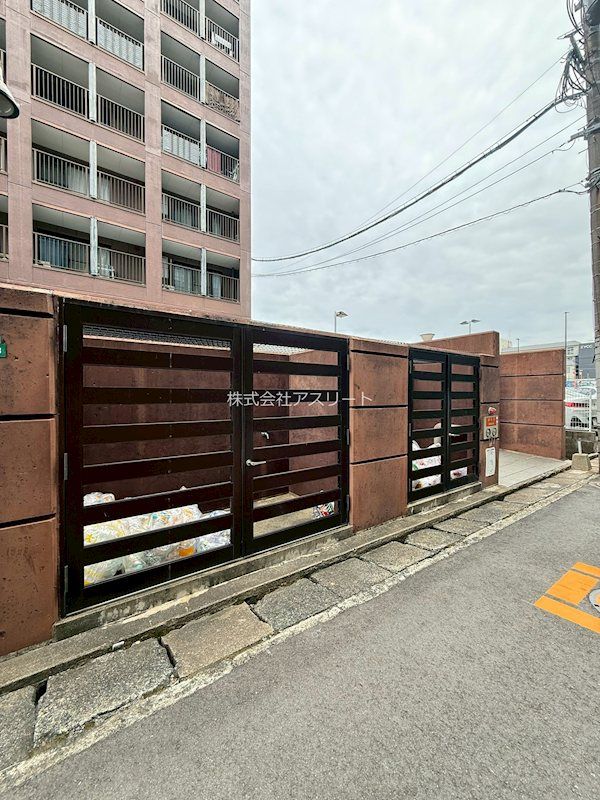 1R Apartment in Higashihie, Hakata-ku, Fukuoka City - Thumbnail 2
