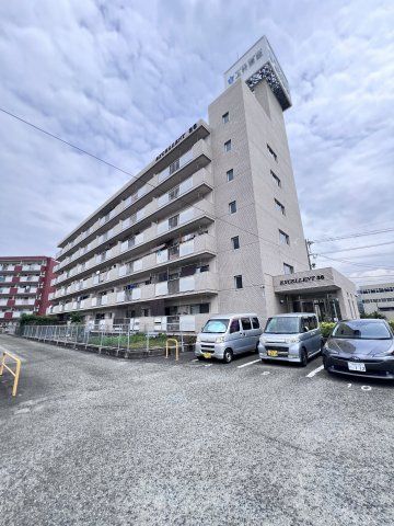 3LDK Apartment for Rent in Hakata Ward, Fukuoka - Thumbnail 2