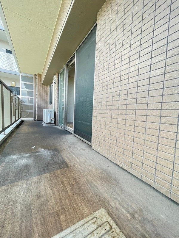 2LDK Apartment for Rent Near Hakozaki Station, Fukuoka - Thumbnail 2