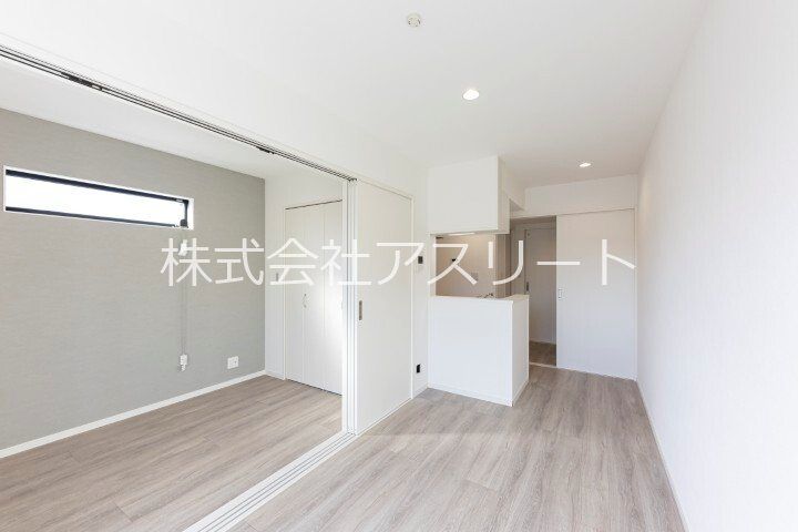 New 1LDK Apartment in Hakozaki, Fukuoka City - Thumbnail 3
